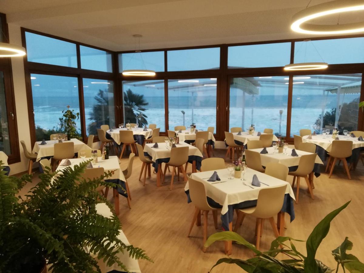 Llorca Hotel