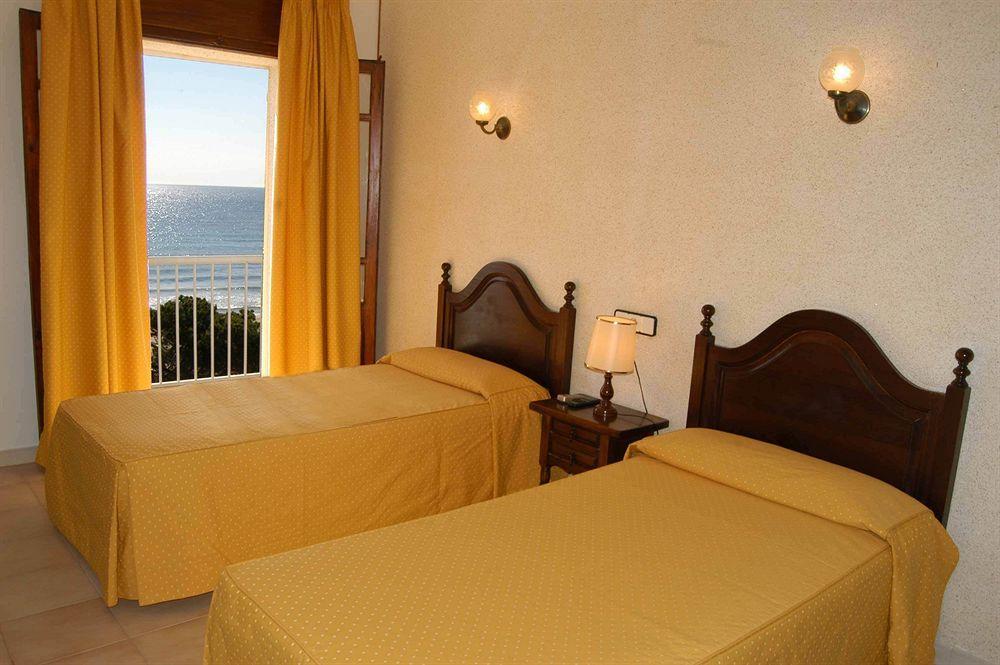 Llorca Hotel Platja de l’Almadrava (Playa de la Almadraba)