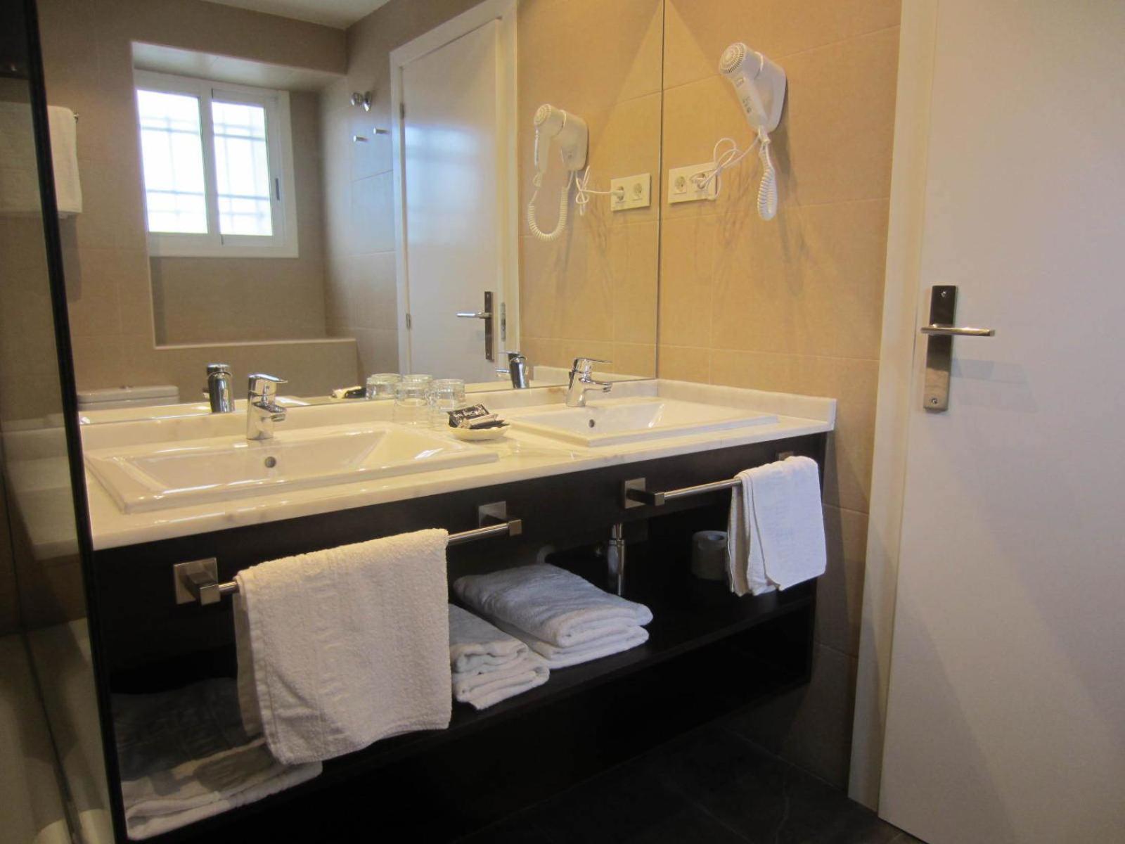 Hotel Llorca 2*