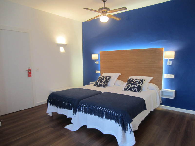 Llorca Hotel Platja de l’Almadrava (Playa de la Almadraba)